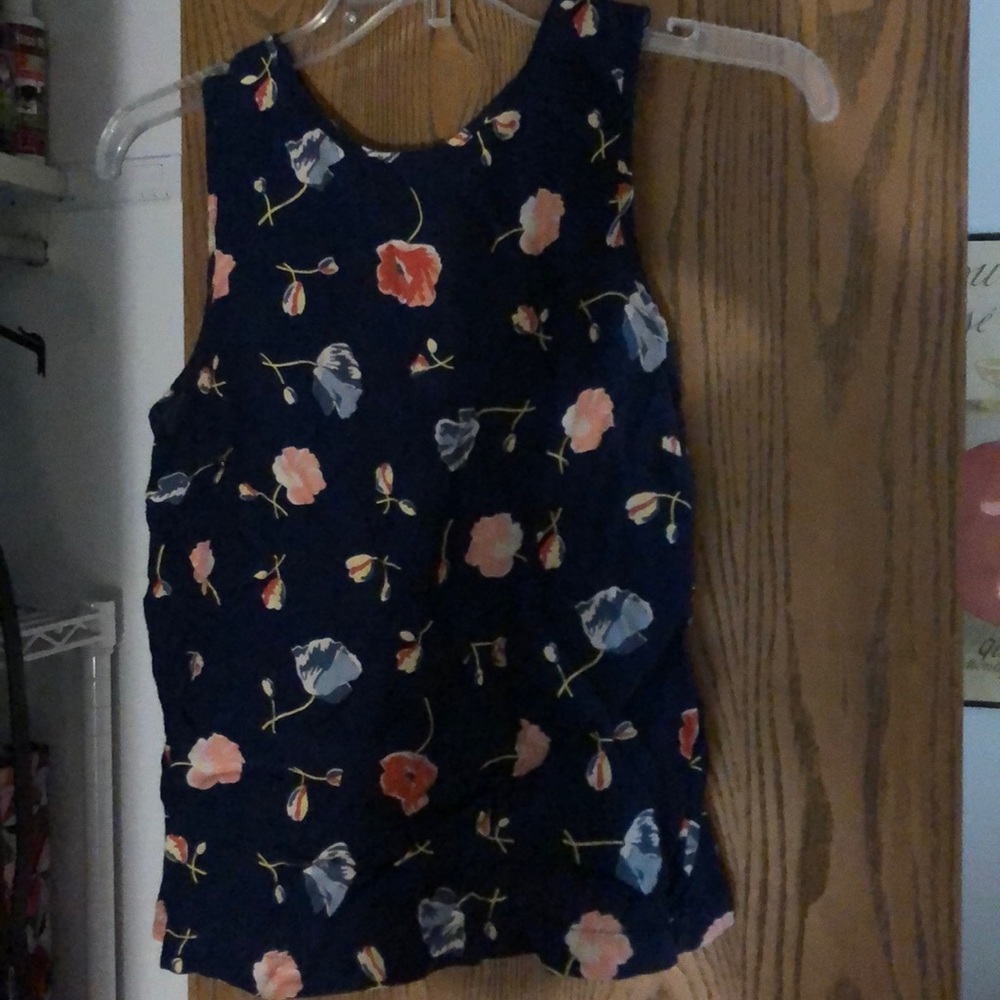 Floral sleeveless top